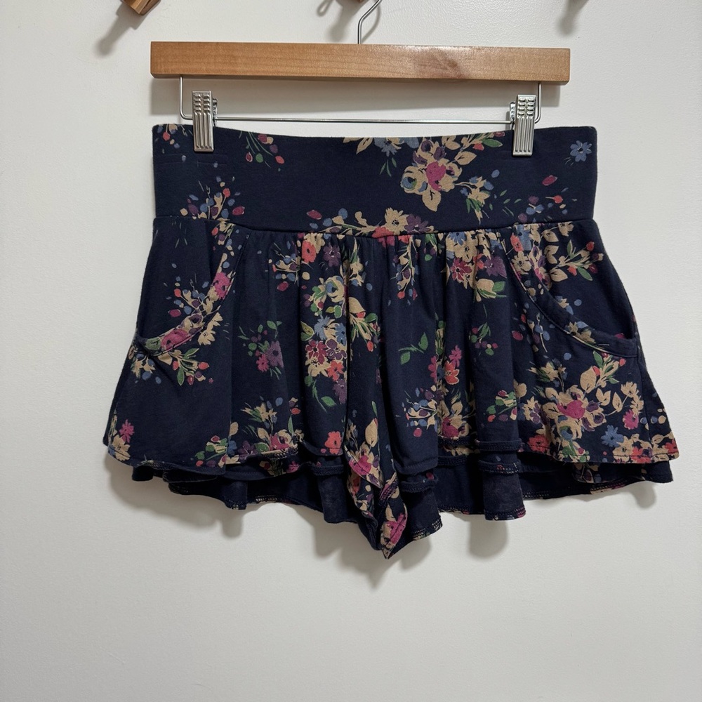 Express Y2K Floral Ruffle Micro Mini‎ Shorts Skort - Picture 2 of 11